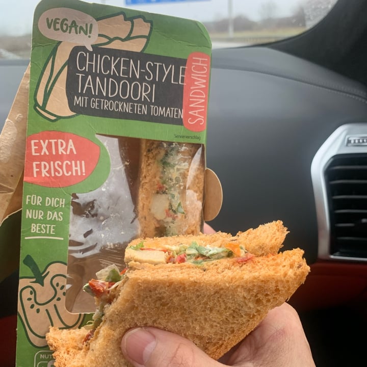photo of Rewe To Go Sandwich Chicken-Style Tandoori shared by @anasoto on  21 Dec 2023 - review