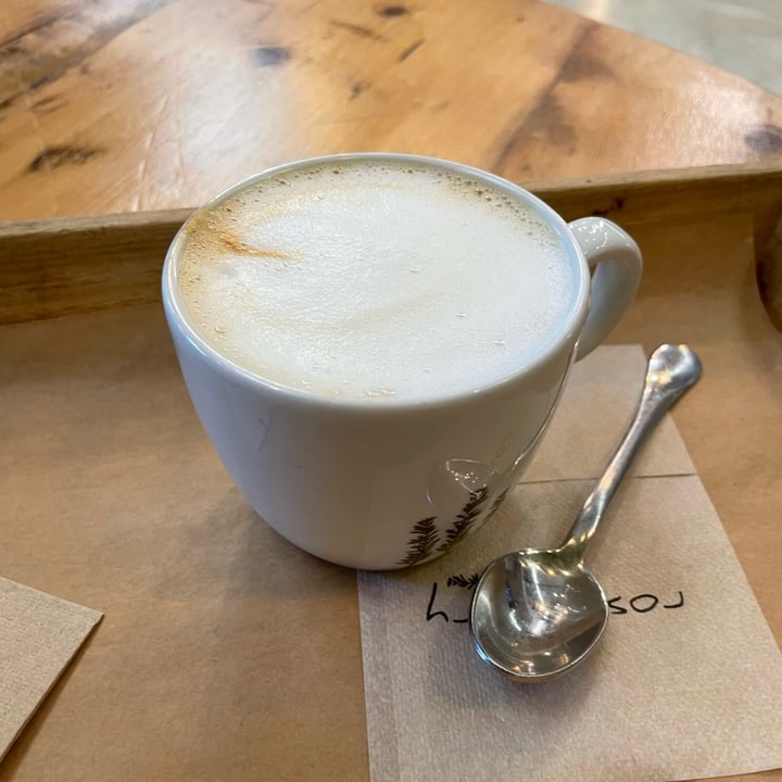 photo of Rosebymary cappuccino di avena shared by @sottolapellepodcast on  16 Apr 2024 - review