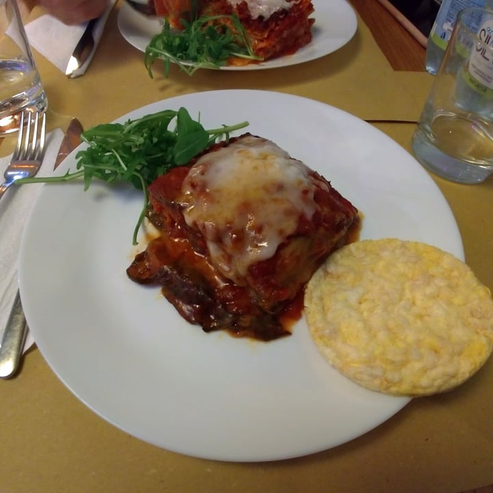 photo of Il Vegano - Firenze Parmigiana di melanzane shared by @geb on  18 Nov 2023 - review