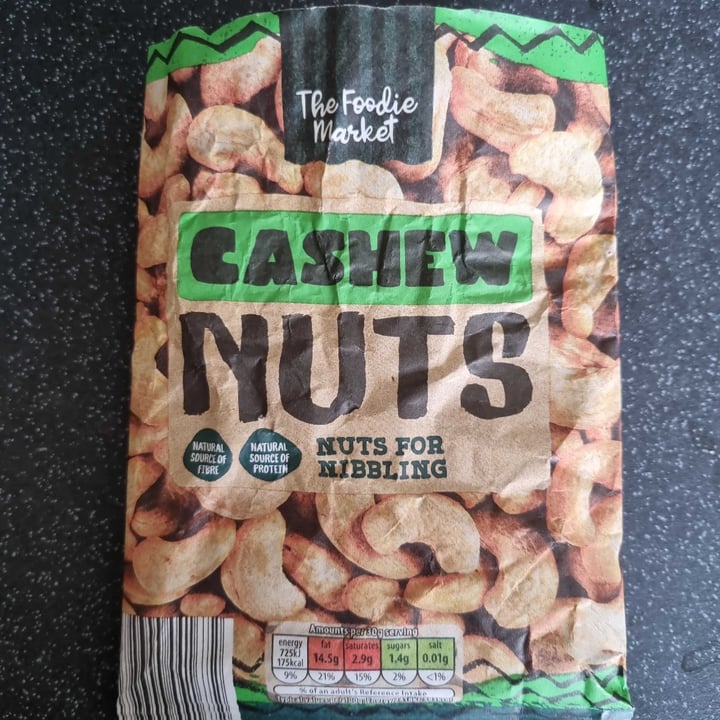photo of The Foodie Market Cashew Nuts shared by @martieffe90 on  03 May 2024 - review