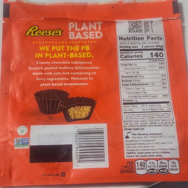 photo of Reese's Plant Based miniature cups shared by @nancytigress on  01 Sep 2024 - review