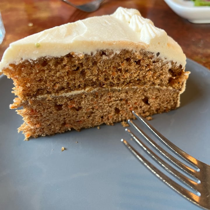 photo of Veggie Heaven Carrot Cake shared by @veggie5 on  11 Jan 2025 - review