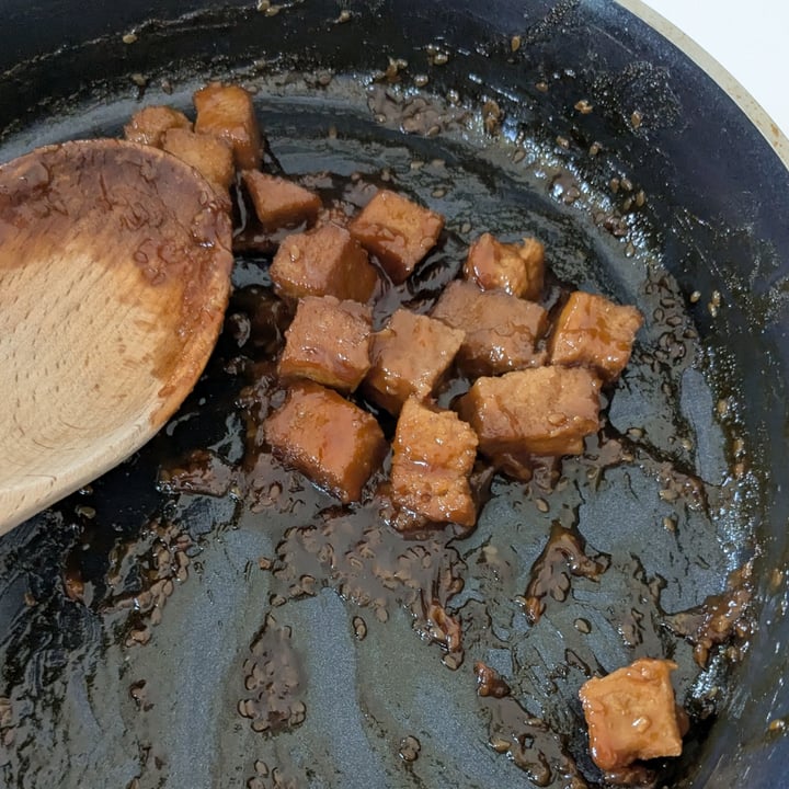 photo of Unconventional Cubetti Di Tofu In Salsa Teriyaki shared by @chiaraabillion on  29 Aug 2025 - review