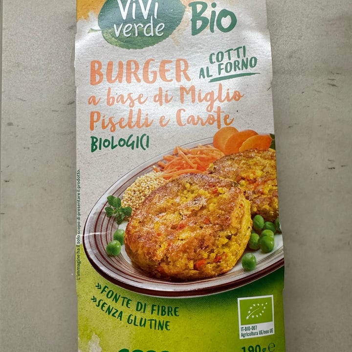 photo of Coop Burger a base di miglio, piselli e carote shared by @thevegansofi on  23 Mar 2025 - review