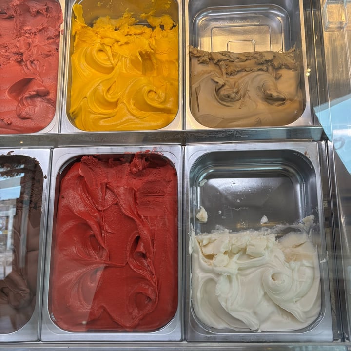 photo of Amorino Gelato - London Wimbledon pistachio & passionfruit sorbet (with GF cone) shared by @vegansuttonmama on  09 Aug 2025 - review