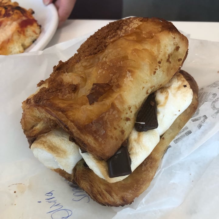 photo of To Live For Bakery & Cafe Smores Pain Au Chocolat shared by @bessiebean on  26 Aug 2023 - review