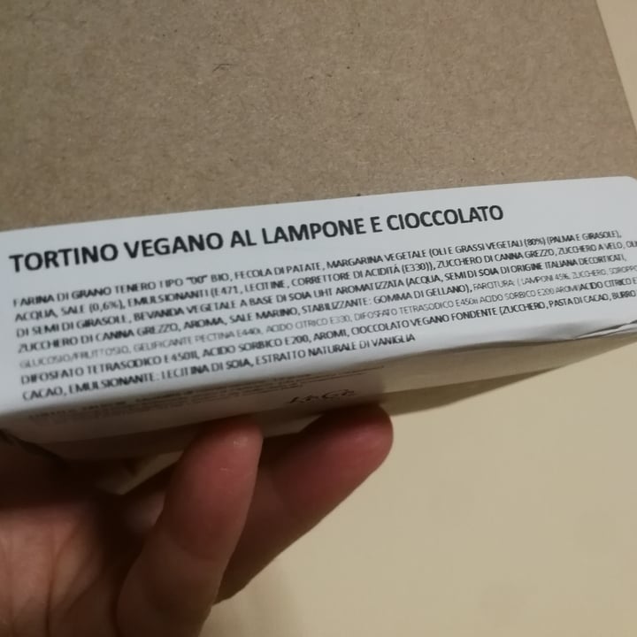 photo of Ko.Bo Vegan Food Tortino Vegano Al Lampone E Cioccolato shared by @markmv75 on  28 Oct 2024 - review