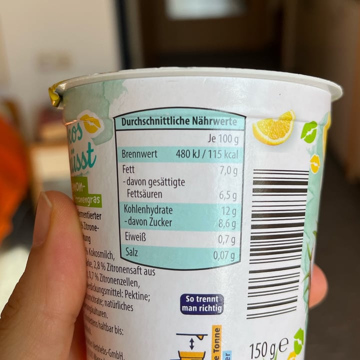 photo of MyVay Kokos Küsst Lemon shared by @giuliazecchini on  10 Sep 2023 - review