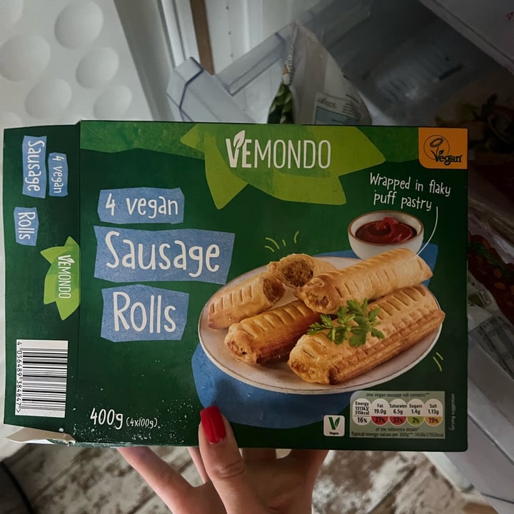 photo of Vemondo Vegan sausage rolls shared by @mikalayzy on  22 May 2024 - review