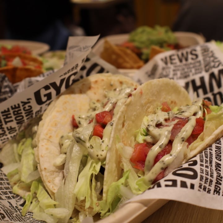 photo of Guzman y Gomez - ION Orchard Pulled Shiitake Taco shared by @raniyah on  07 Aug 2024 - review