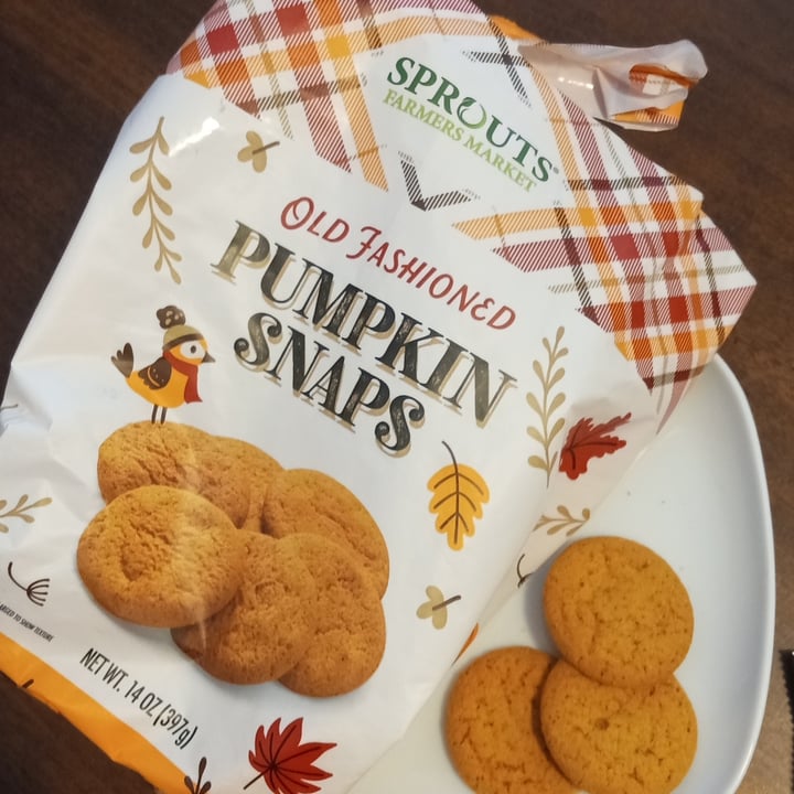 photo of Sprouts Farmers Market Old Fashioned Pumpkin Snaps shared by @ajisdragon on  09 Dec 2024 - review