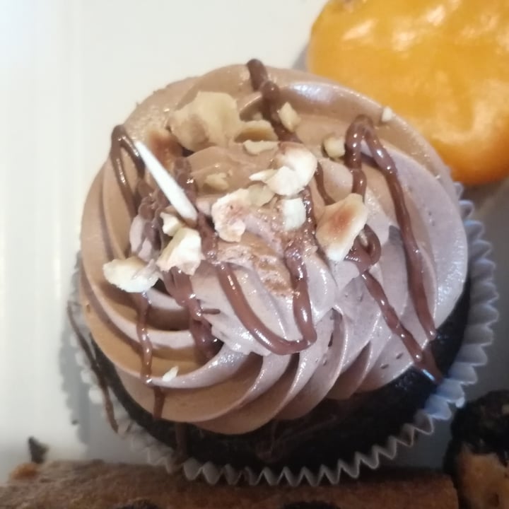 photo of Vegabonty Ferrero cupcake shared by @ani16 on  26 Aug 2023 - review
