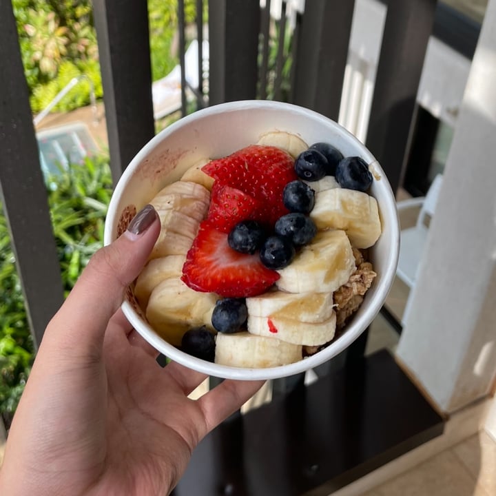 photo of Hawaii Calls Restaurant acai shared by @victorioussnail76 on  29 Dec 2023 - review
