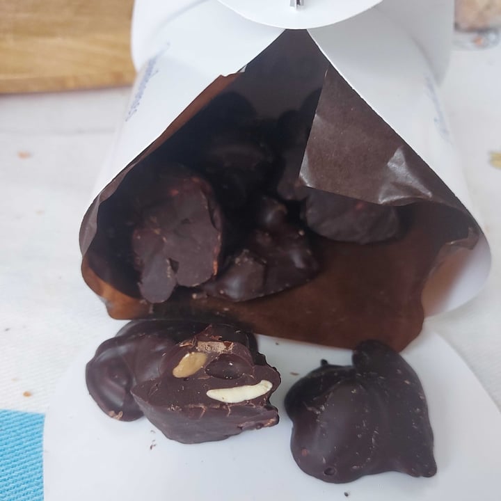 photo of Ancano bombones de almendras shared by @angearion on  18 May 2024 - review