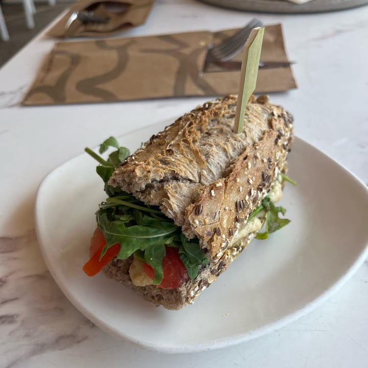 photo of La Terraza Voramar Mini bocadillo Vegano shared by @albibus on  14 Jul 2024 - review