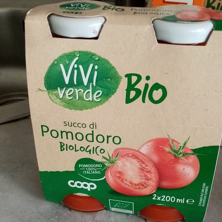 photo of Vivi Verde Coop succo di pomodoro shared by @valeveg75 on  03 Apr 2024 - review