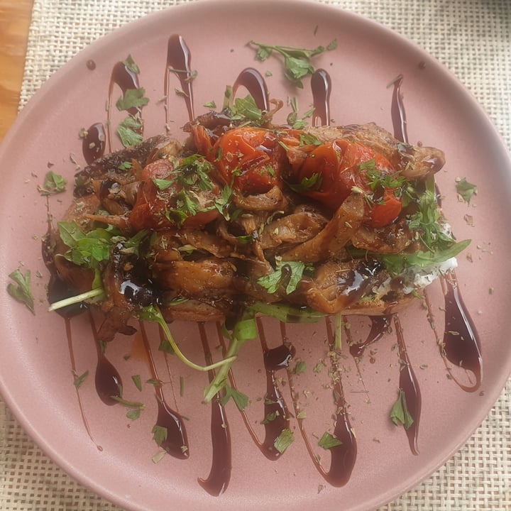 photo of Mundo Vegan Bruschetta Heaven shared by @compassionate1candy on  04 Oct 2025 - review