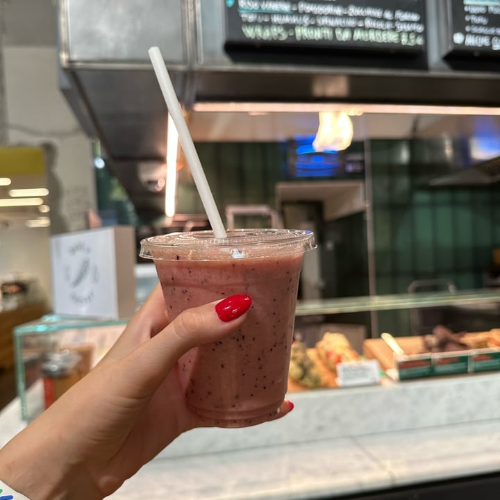 photo of Mercato Centrale Milano Orange Wave Smoothie shared by @iremina23 on  14 Sep 2023 - review