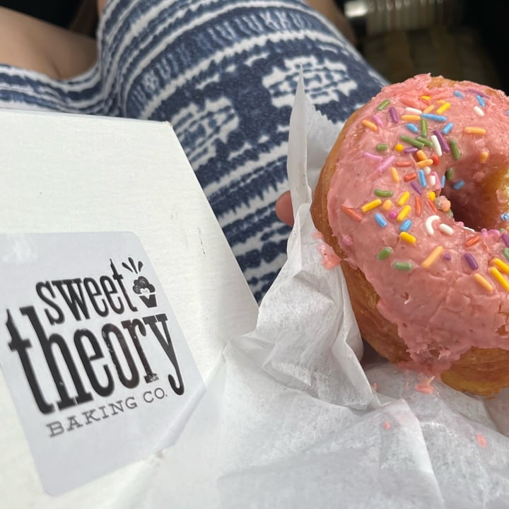 photo of Sweet Theory Baking Co. Donuts shared by @lion1518 on  02 Aug 2025 - review