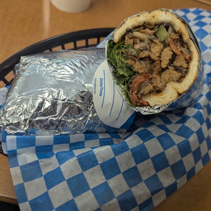 photo of Veganarie - Resto Végan steak sub shared by @ang- on  09 Jul 2024 - review