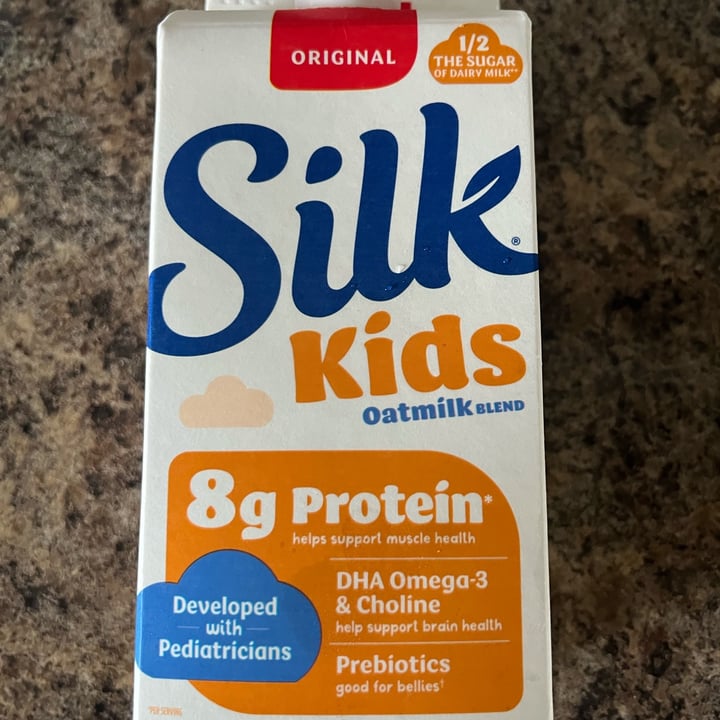 photo of Silk for Kids Oatmilk Blend shared by @wmoon on  16 Aug 2025 - review