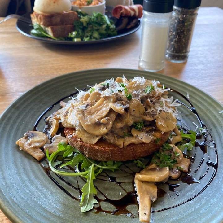 photo of The Green Edge Creamy Mushrooms shared by @luismiguelandrew on  10 Jun 2024 - review