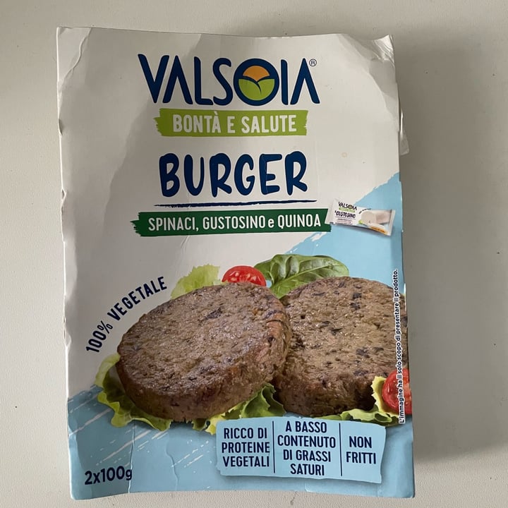 photo of Valsoia Burger spinaci, gustosino e quinoa shared by @marghecassius on  11 Sep 2025 - review