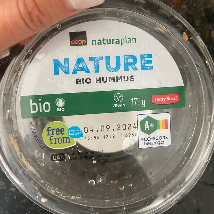 photo of Coop naturaplan Bio hummus shared by @lidianani on  10 Sep 2024 - review