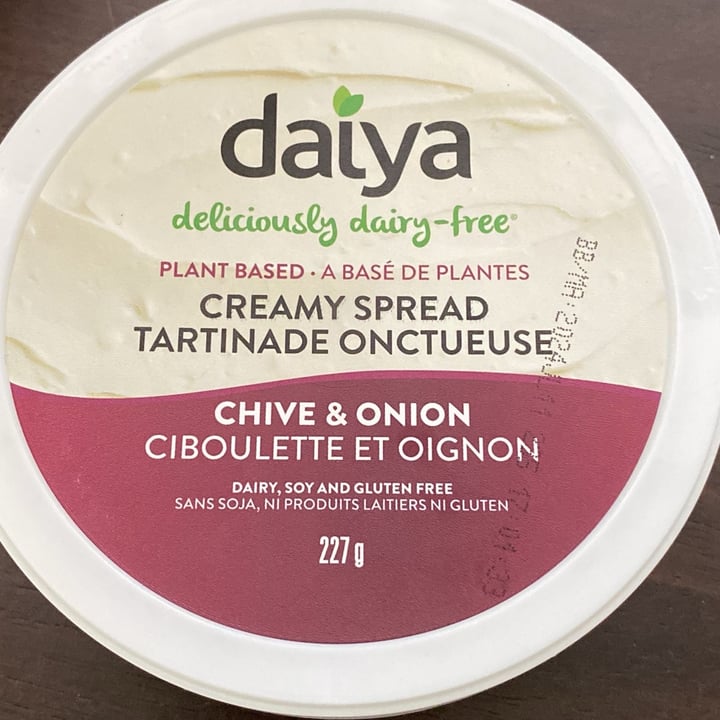 photo of Daiya Creamy chive & onion spread shared by @timberchick on  02 Jul 2024 - review