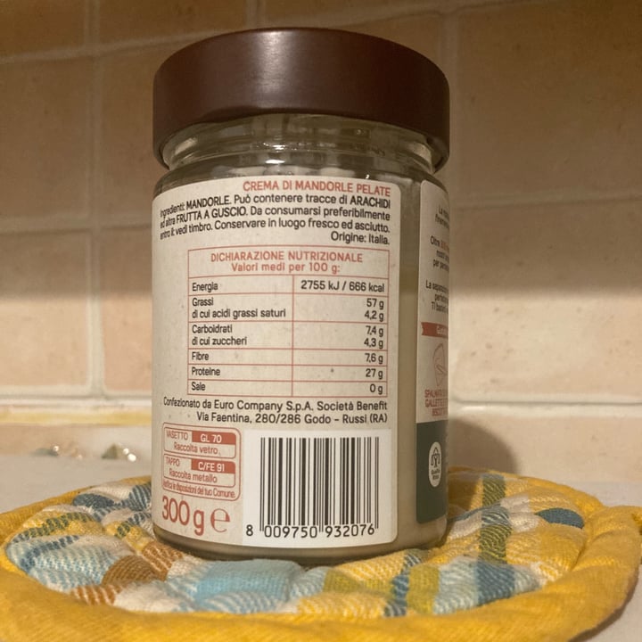 photo of Eurocompany 100% crema  di mandorle pelate shared by @ilariuccia on  12 Mar 2025 - review