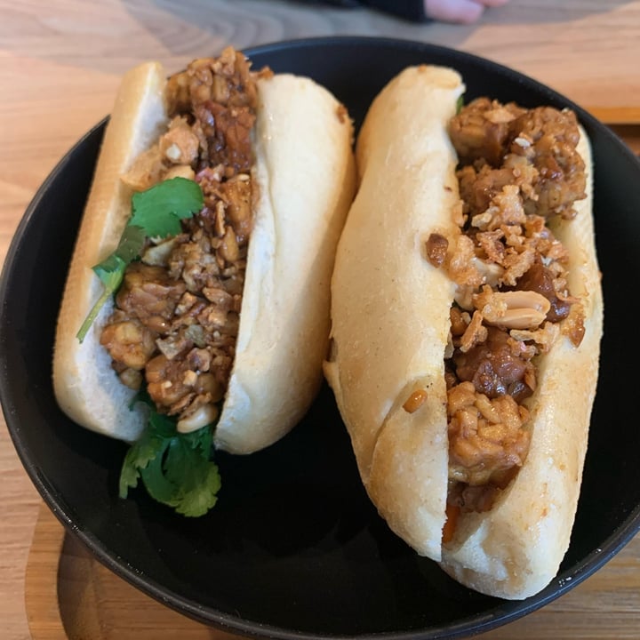 photo of Banh Mi Express (Schuman) Braised Tempeh Banh Mi shared by @miriam27 on  27 Apr 2025 - review