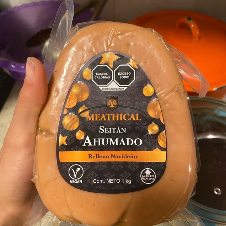 photo of MEATHICAL Seitan Ahumado Relleno Navideño shared by @eroticelectronic on  24 Jan 2025 - review