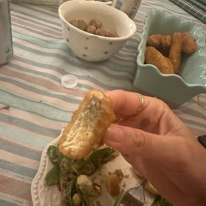 photo of Beyond Meat Beyond Chicken Plant-Based Breaded Tenders shared by @cherrycore on  23 Sep 2023 - review