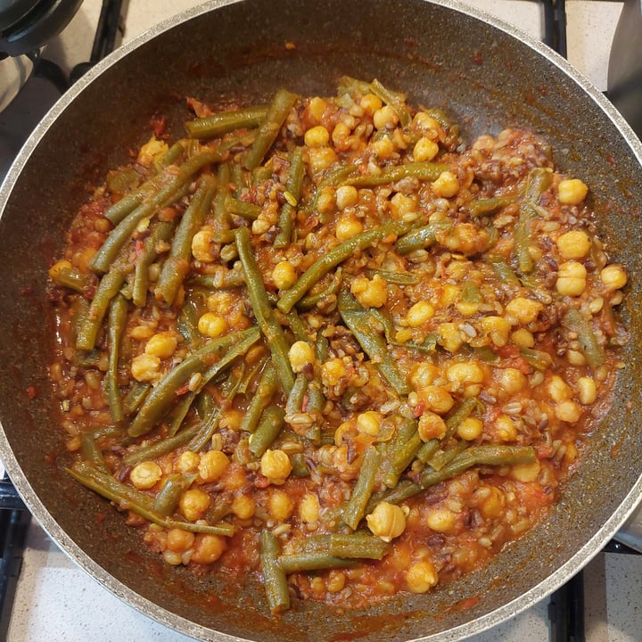 photo of Colfiorito Piatto Fatto Ceci con riso rosso e grano duro integrali shared by @chiaraveg on  28 Jul 2025 - review