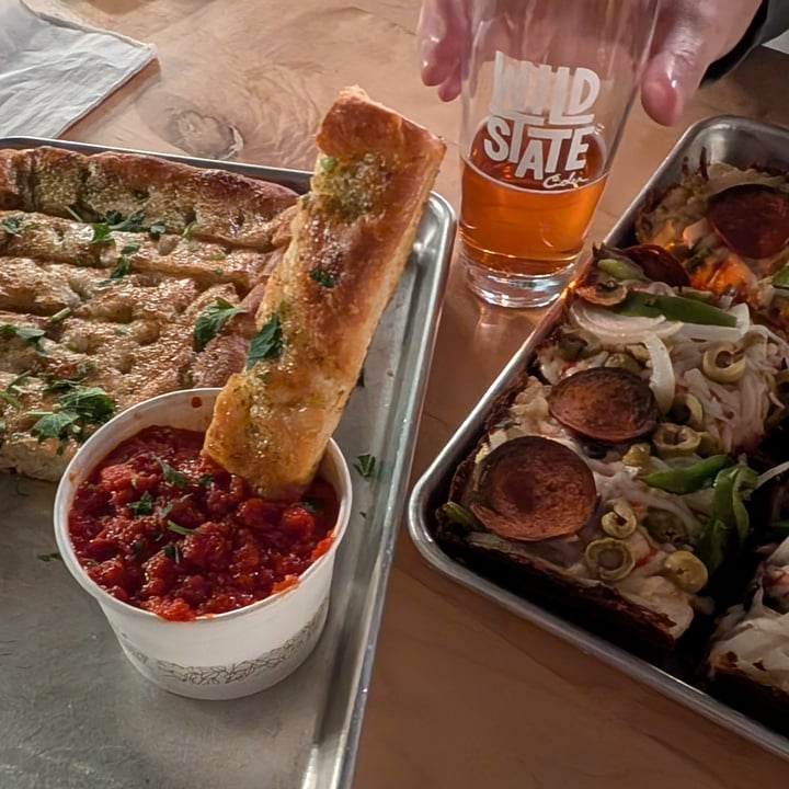 photo of Wrecktangle Pizza Vegan Garlic Bread Styx shared by @iszy on  10 Oct 2025 - review