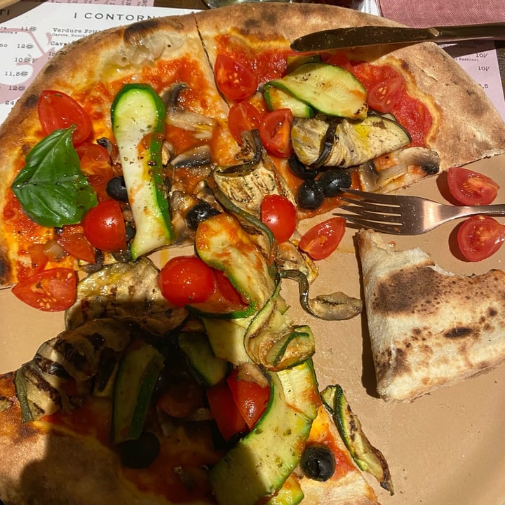 photo of Rossorame Pizza Vegetariana shared by @eliamariotti on  09 Jan 2024 - review