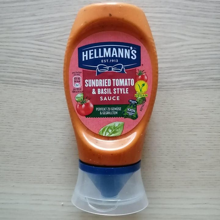 photo of Hellmann’s Sundried tomato & basil shared by @pandapolaire on  25 May 2024 - review