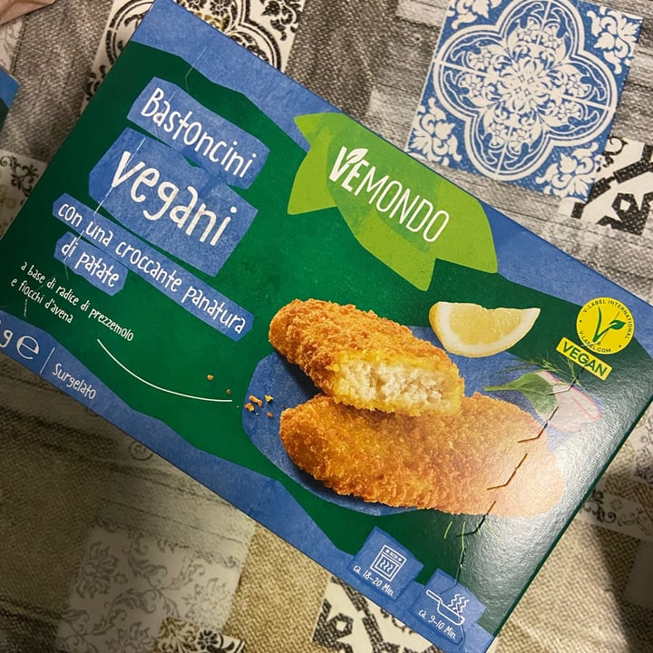 photo of Vemondo Bastoncini Vegani Con Una Croccante Panatura Di Patate shared by @pippocat on  28 Jan 2025 - review