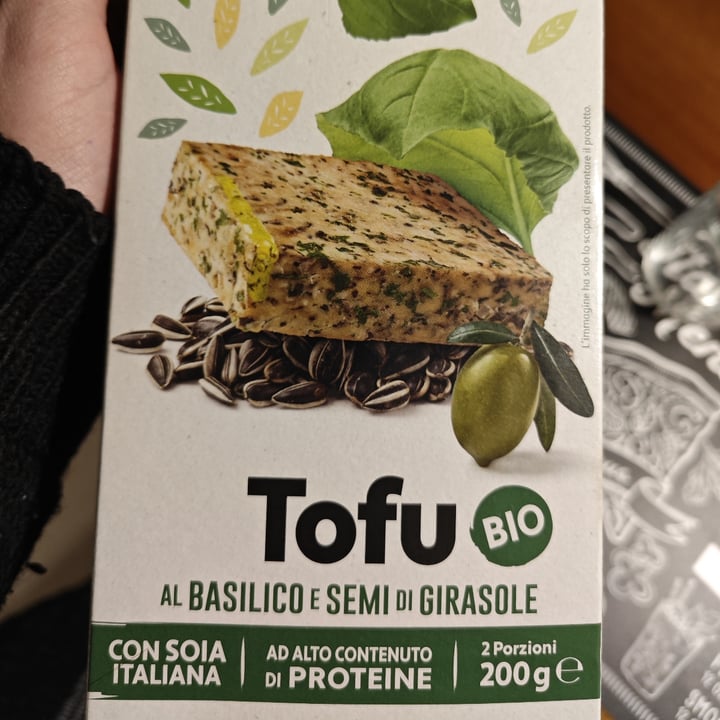 photo of Kioene Tofu Al Basilico E Semi Di Girasole  shared by @itsjulie30 on  25 Jan 2024 - review