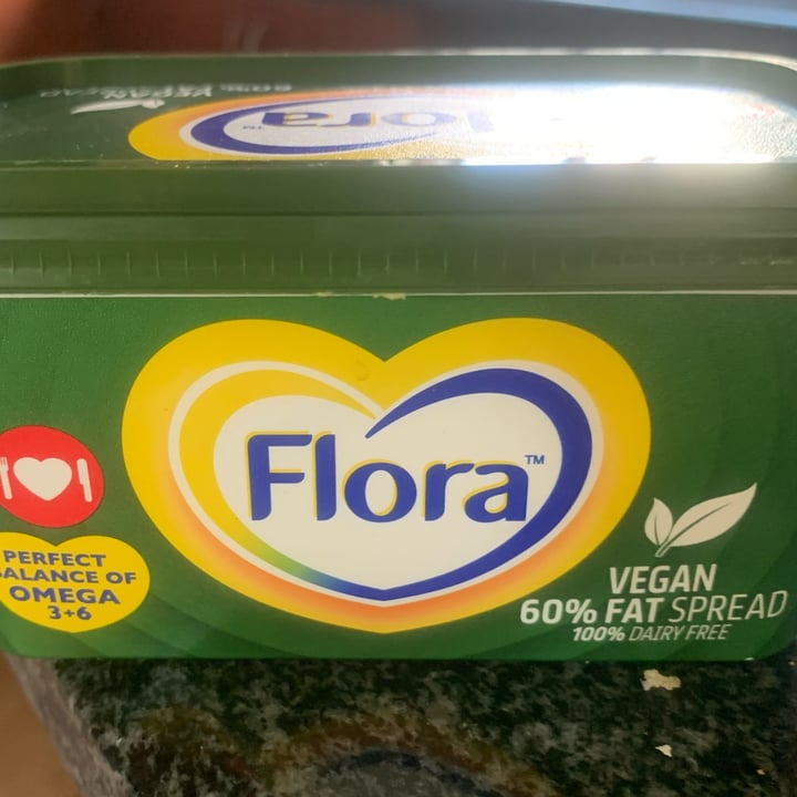 photo of Flora 60% fat spread shared by @successfulturtle87 on  07 Feb 2024 - review