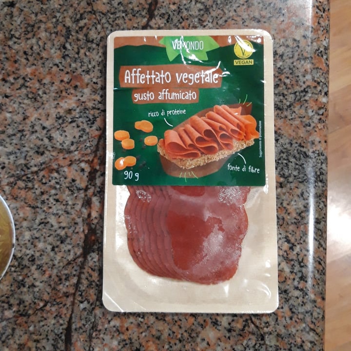 photo of Vemondo affettato gusto affumicato shared by @ggiorgia on  10 Oct 2025 - review