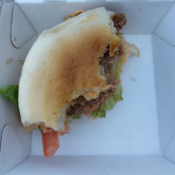 photo of Betty's Burgers & Concrete Co. Betty’s classic vegan shared by @helenevegan on  12 Oct 2023 - review