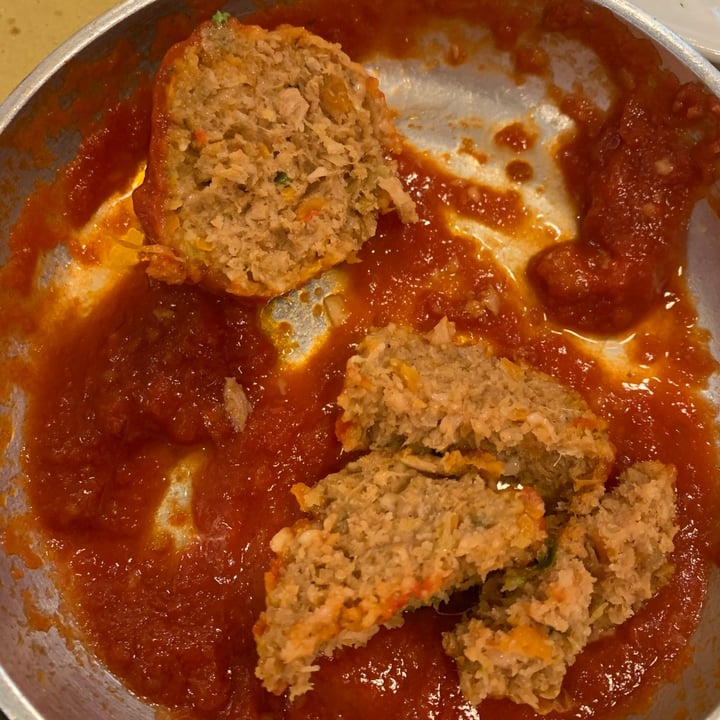 photo of Gastronomia L'Abruzzo A Tavola Polpette della nonna vegana shared by @emanuelalauriola on  15 Mar 2025 - review