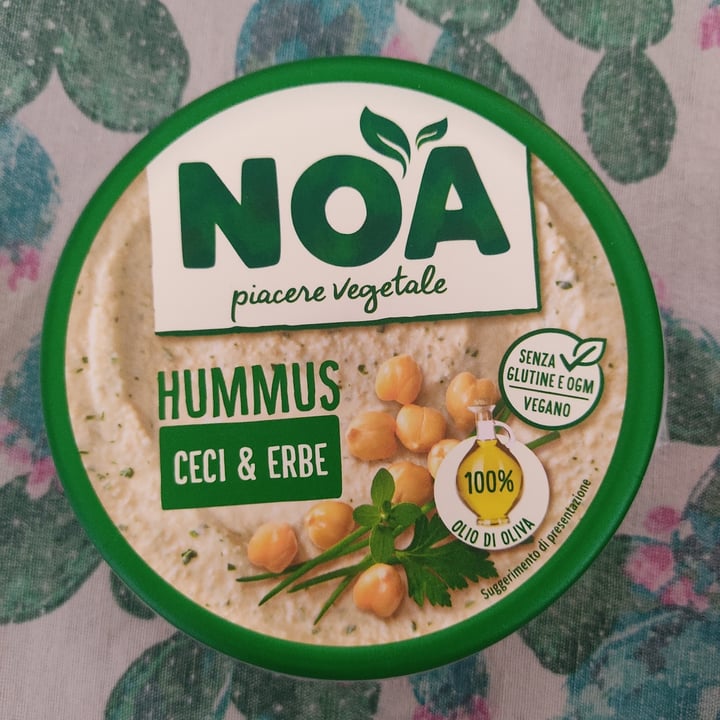 photo of Noa Hummus Ceci & Erbe shared by @chiarin94 on  03 Oct 2023 - review