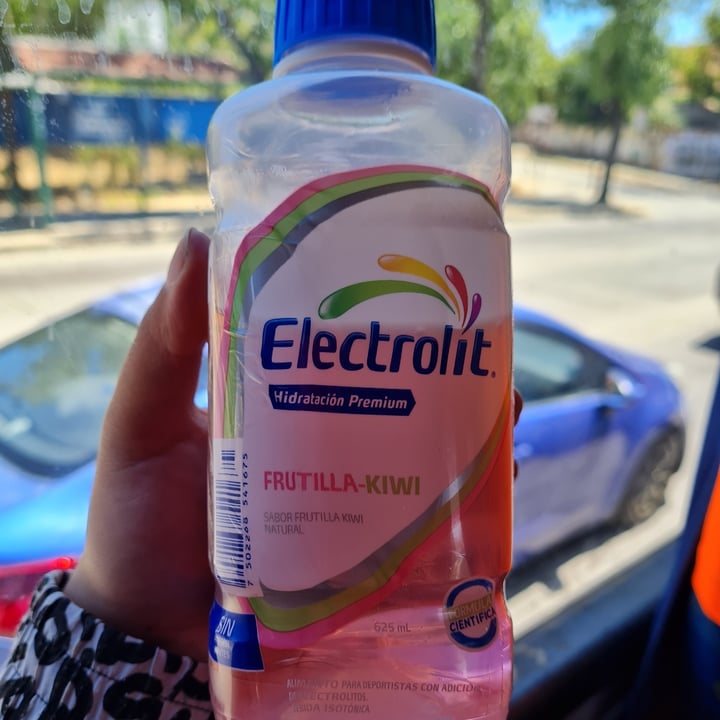 photo of Electrolit Fresa-kiwi shared by @kirara152 on  14 Dec 2023 - review