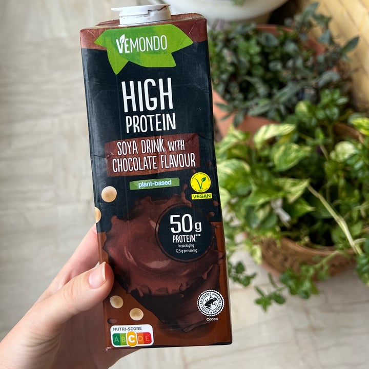 photo of Vemondo High Protein Soja Schoko-Geschmack shared by @annamiou on  28 Sep 2025 - review