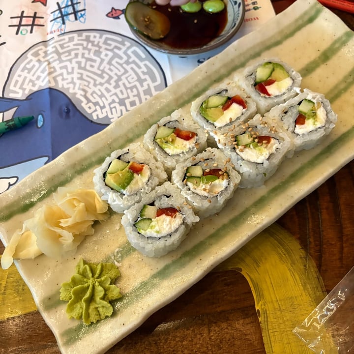 photo of Blue Sushi Sake Grill Veggie Maki shared by @cayo on  04 Aug 2025 - review