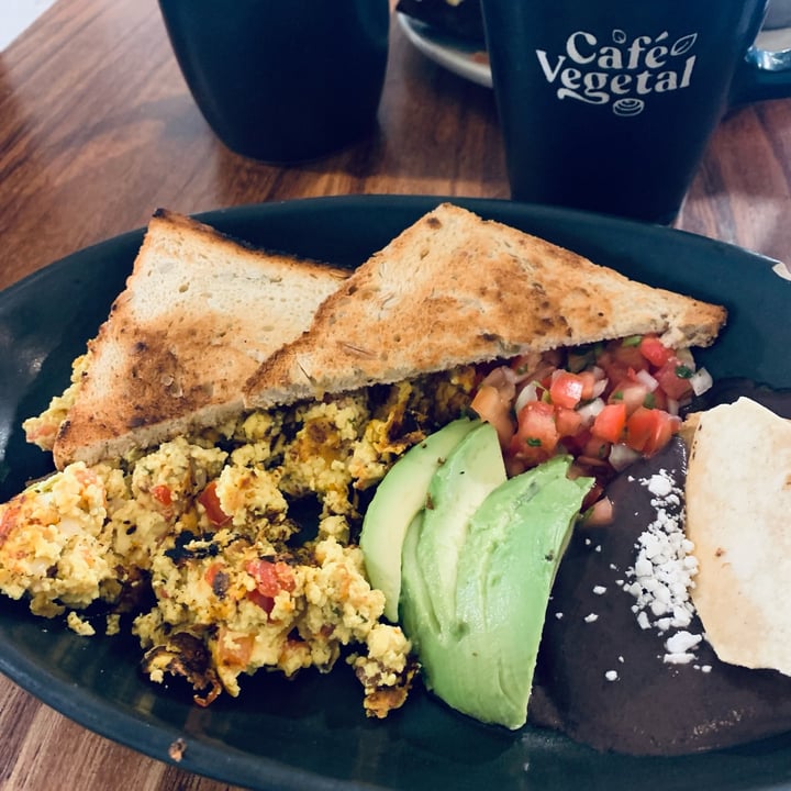 photo of Café Vegetal Tofu a la mexicana shared by @nancy on  15 Feb 2024 - review