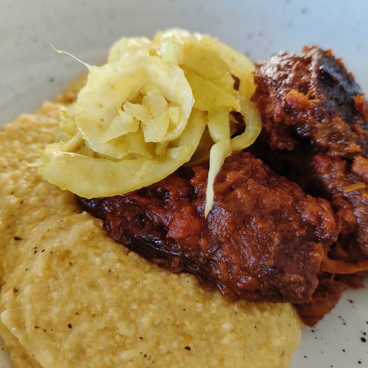photo of Polisena L'Altro Agriturismo Gulash vegetale al Rosso del Lupo, polenta di mais della Val Gandino e finocchi leggermente spicy shared by @andydesa on  23 Dec 2024 - review