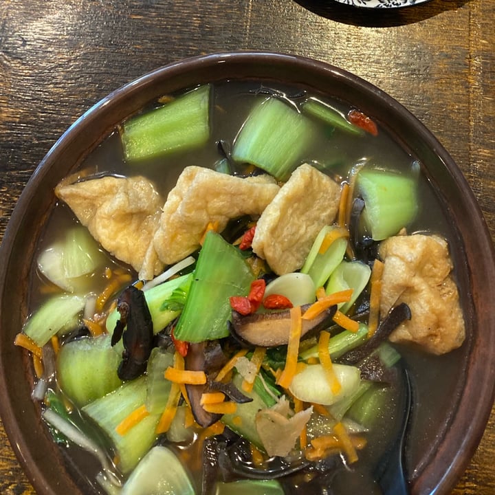 photo of Vegeme Sesame Noodle Soup shared by @luismiguelandrew on  01 Oct 2024 - review